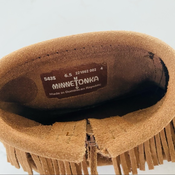 Minnetonka Fringe Hardsole Moccasins - Picture 8 of 10